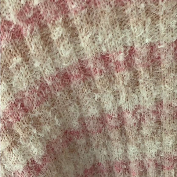 🌻 Pink Striped pastel Fuzzy Small 90s swea… - Picture 6 of 7